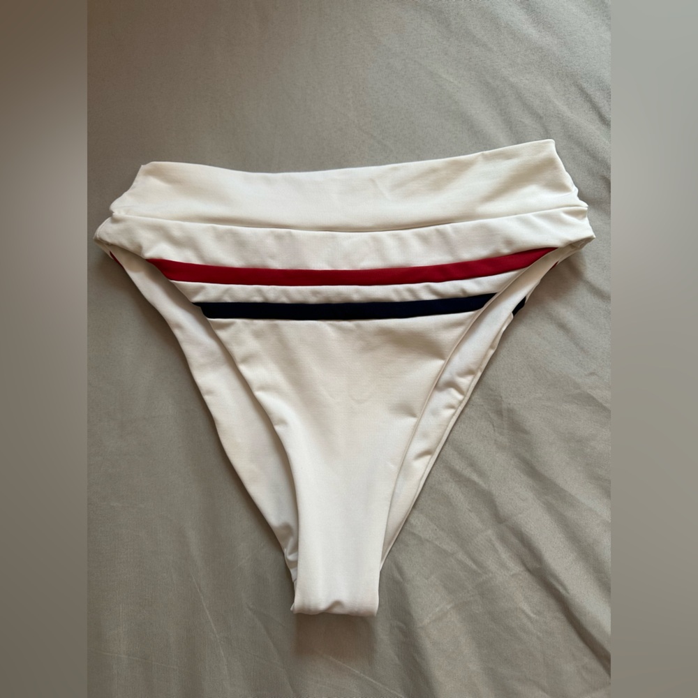 Lspace white bikini set in size XS - Picture 5 of 12